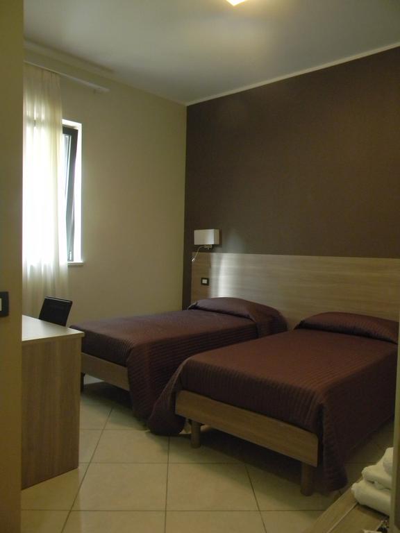 Guest House San Domenico Аугуста Екстериор снимка