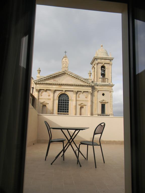 Guest House San Domenico Аугуста Екстериор снимка